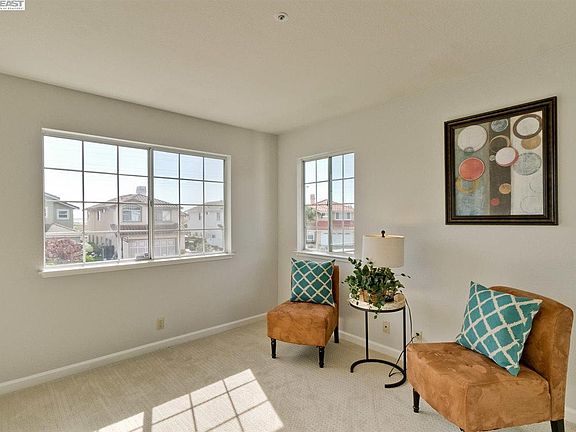 2nd image of 32407 Monterey Dr