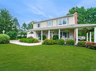 816 Laurel Grove Rd, Middletown, CT 06457