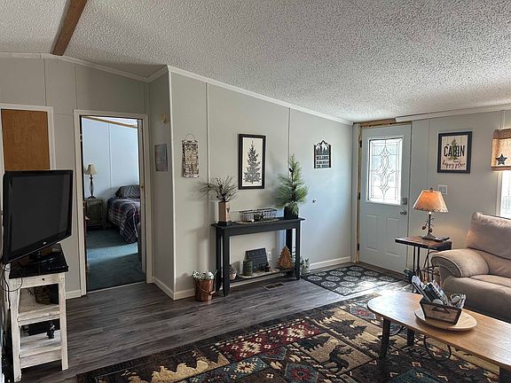 2nd image of 616 S Fawn Ave