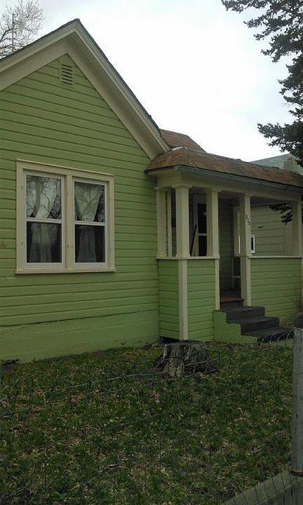 1st image of 318 S F St