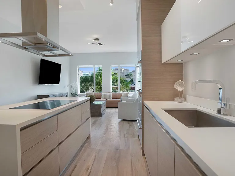 155 E Boca Raton Rd #301 — Photo 1