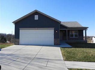 25 Hensley Ter, Saint Louis, MO 63136