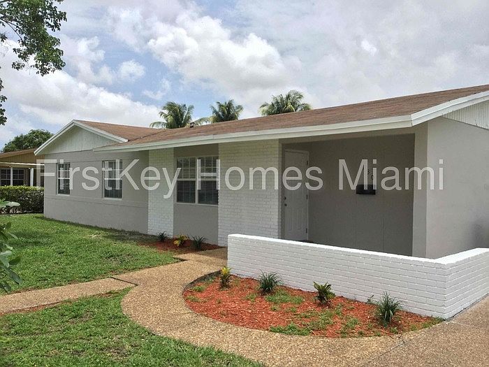 1st image of 130 NW 206th Ter