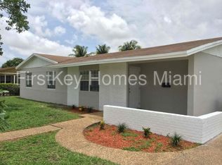 130 NW 206th Ter, Miami Gardens, FL 33169