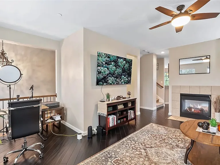 1347 Chase Ln — Photo 24