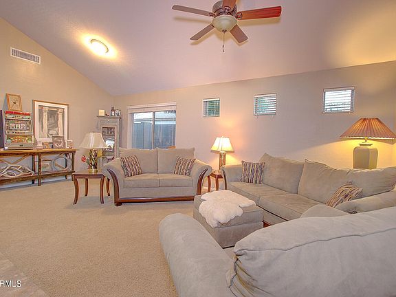 3rd image of 1128 E JAHNS Drive E