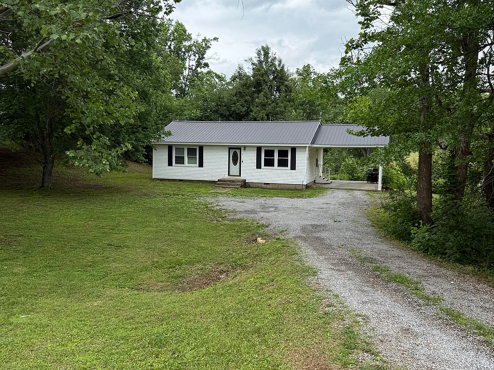 1st image of 1915 Center Point Rd