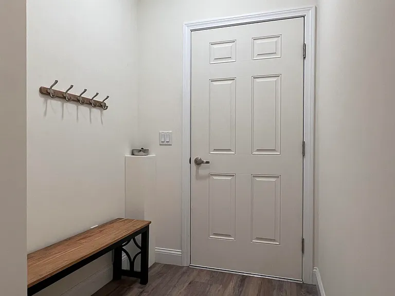 30 Alpine Place Dr #104 — Photo 4