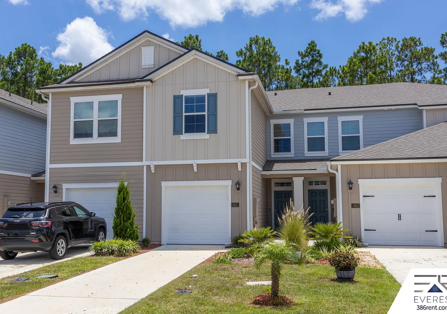 Like New 3/2.5/1 Townhouse In Desirable Palm Coast — Photo 3