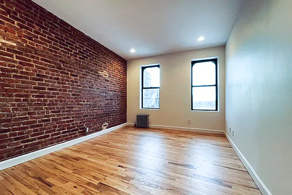 Rented by Corcoran | media 18