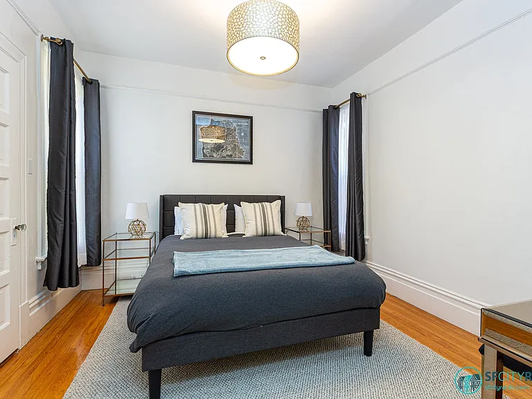 170 Eureka St — Photo 10
