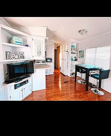 5th image of 10711 Maurice Creek Dr