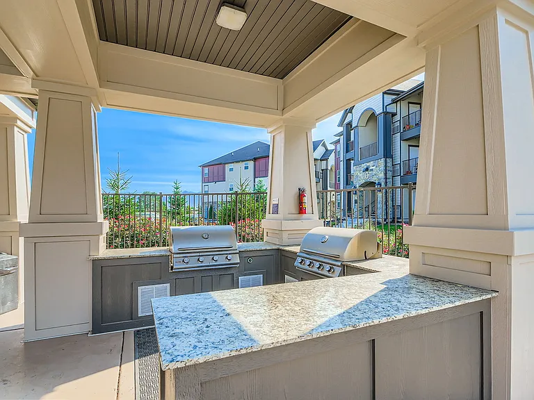 Eversage Apartments — Photo 22