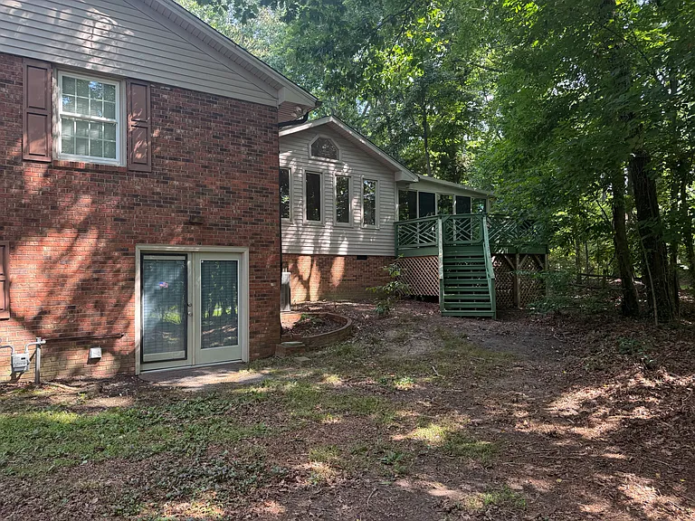 103 Thornwood Rd — Photo 49