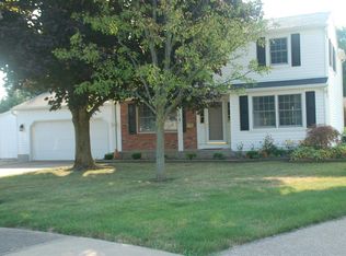 304 Concord Ct, Huron, OH 44839