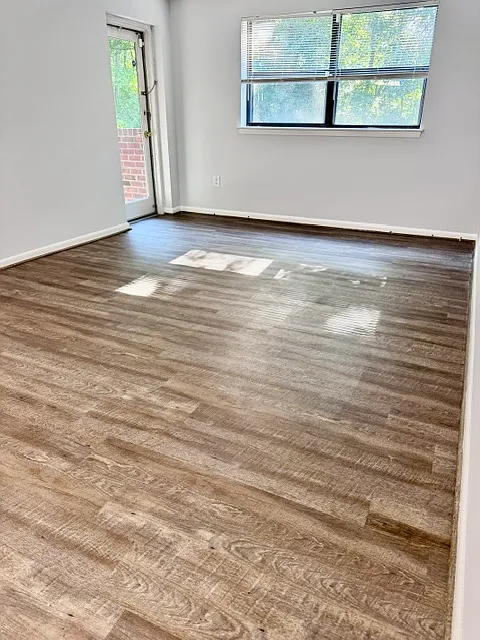 2 bed, 994 sqft, $1,800 — Photo 3