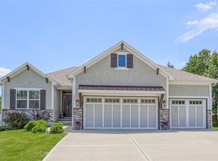 1401 NW Burr Oak Ct, Grain Valley, MO 64029