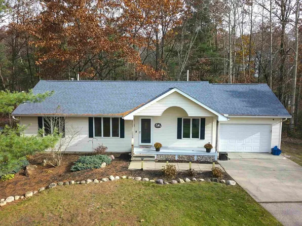 5656 N Lake Sanford Rd, Sanford, MI 48657