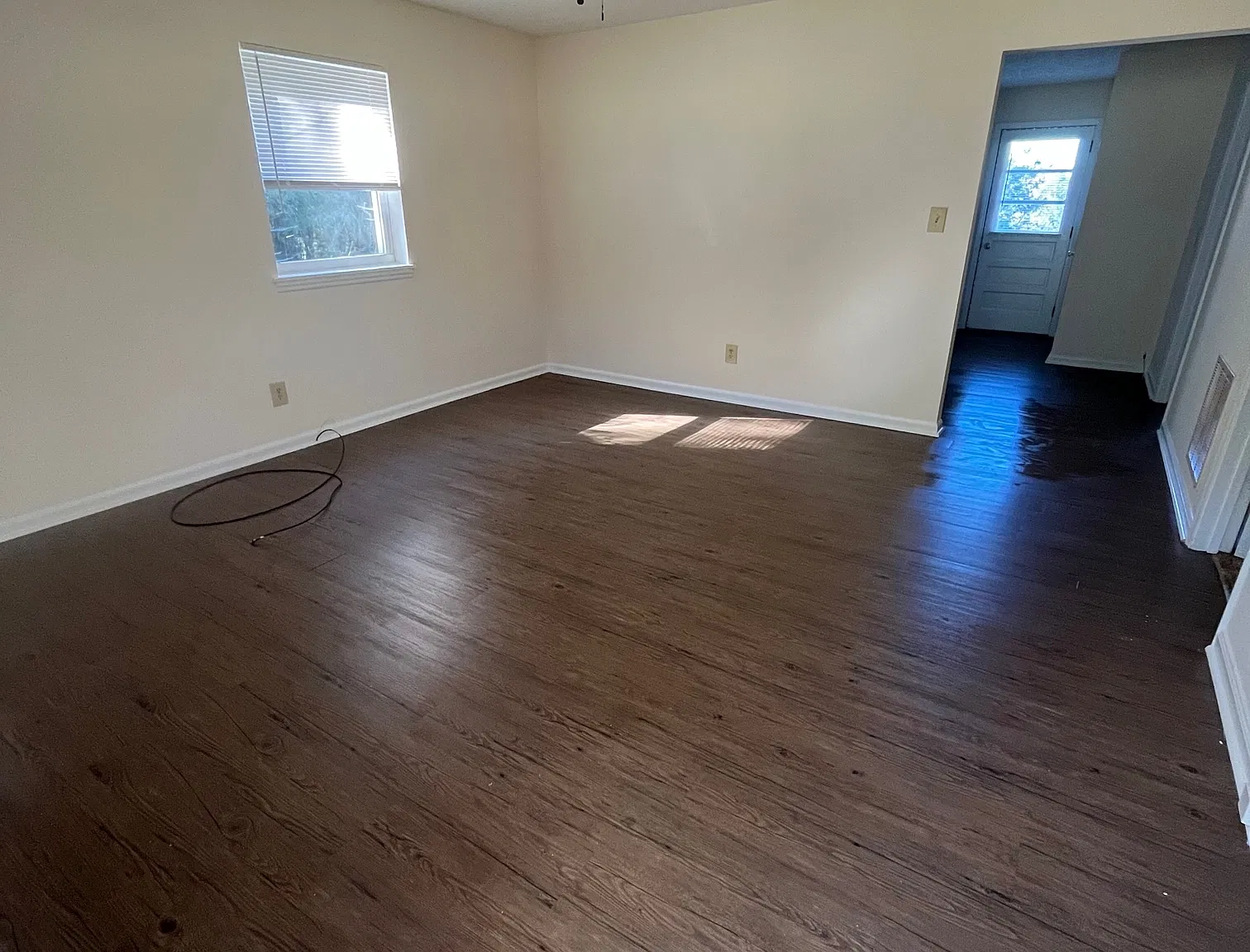 2 bed, $900 — Photo 3