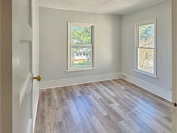 4th image of 177 Alameda St