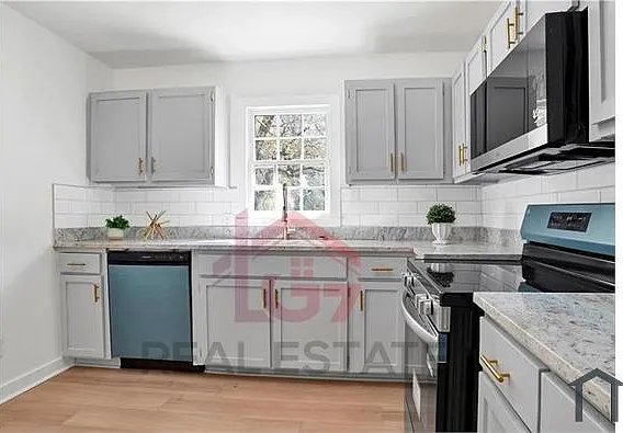 3009 Alston Dr — Photo 4