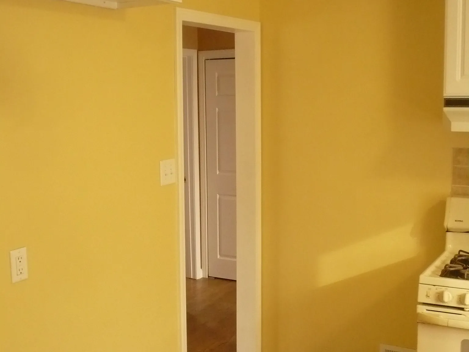 2 bed, 740 sqft, $1,540 — Photo 4