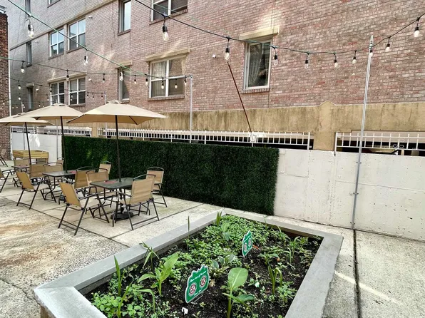 315 56th Street image 8 of 11