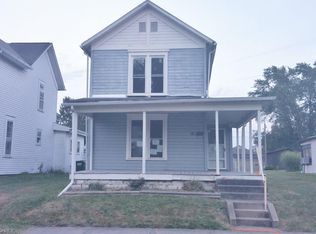 214 McCook Ave, Dennison, OH 44621