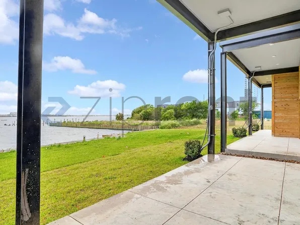 4413 Anthony Court Ln, Seabrook, TX 77586