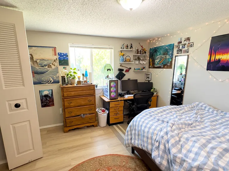9528 Robert Burns Ct — Photo 11