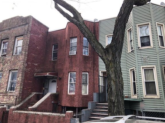 5th image of 4 Jardine Pl