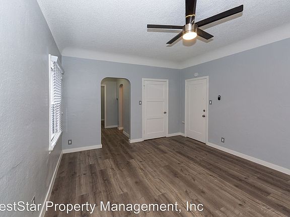 5th image of 1115 E Broadway APT 07