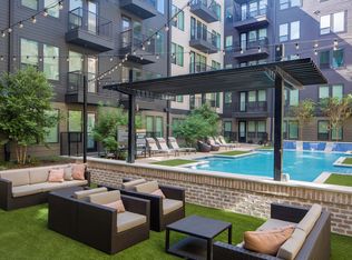 Amelia Farmers Market, Dallas, TX 75201