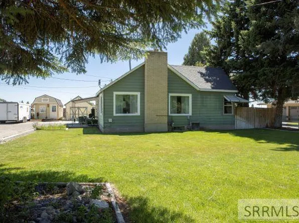 710 McAdoo St, Blackfoot, ID 83221