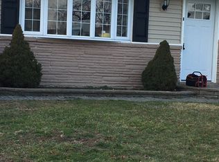 472 Flanders Rd, Bellmawr, NJ 08031