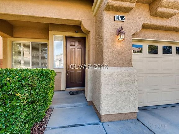 Exterior Front - Entryway