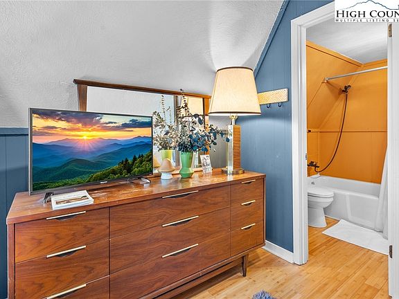35th image of this home