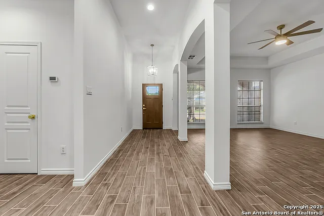 111 Westwood Way — Photo 5