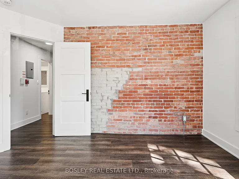 334 Gladstone Ave #2 — Photo 13