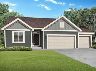 12402 Live Oak Cir, Peculiar, MO 64078