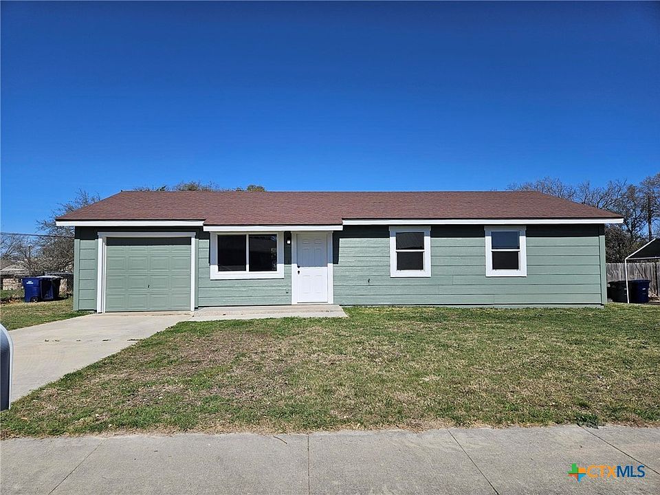 1st image of 827 Michelle Dr
