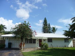 2071 Bonnie St, Boca Raton, FL 33486