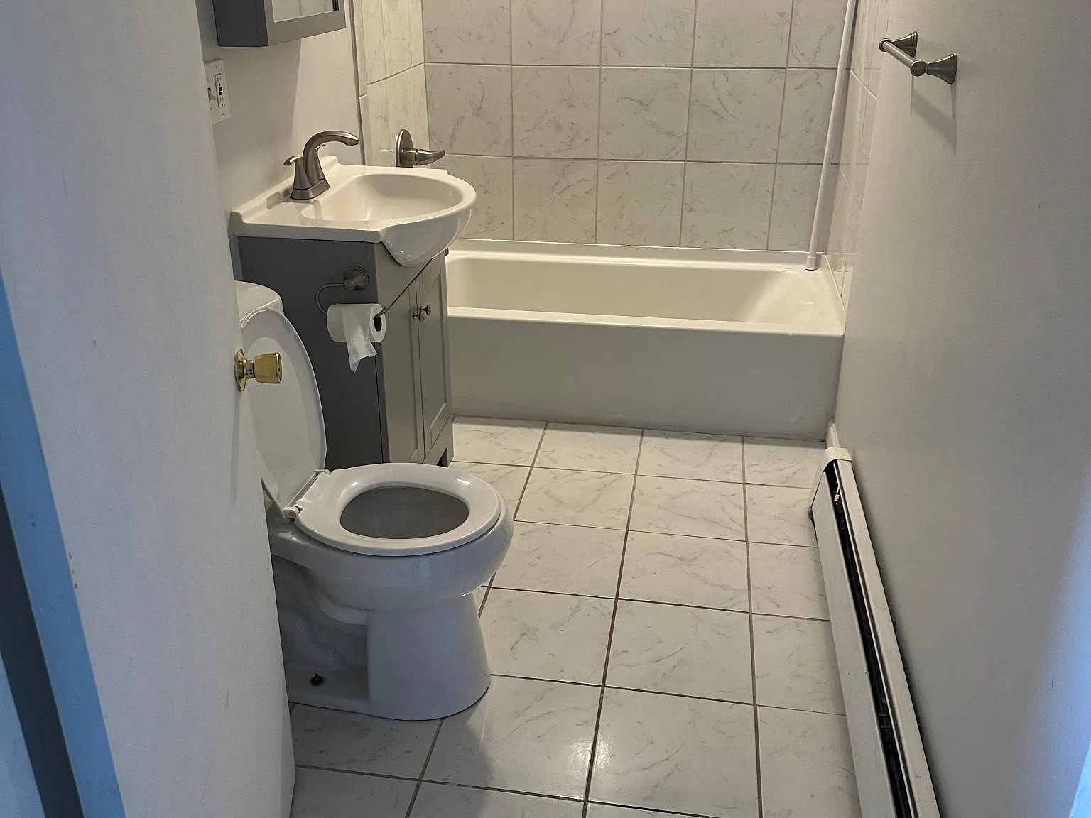 2 bed, $2,100 — Photo 3
