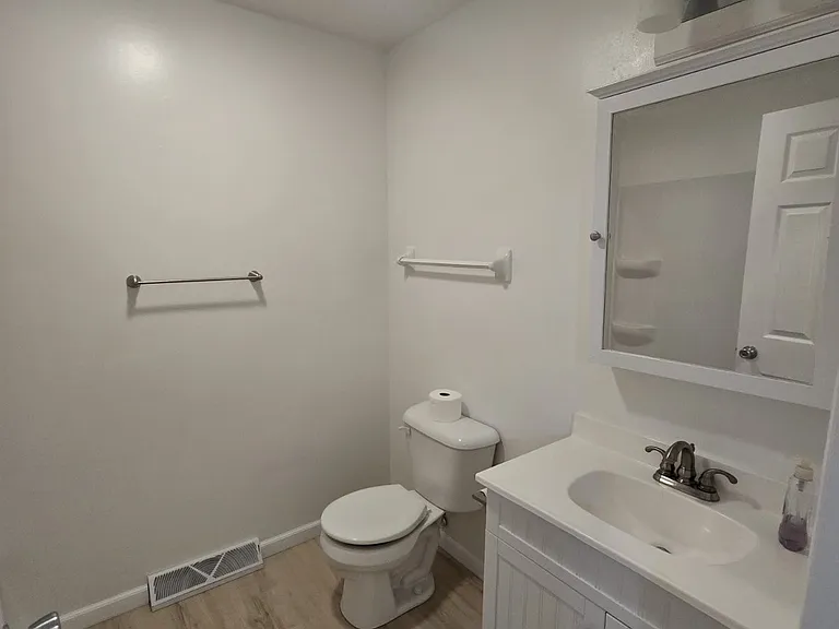 3314-16 Brown St #3316 — Photo 7