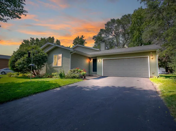 7809 Dupont Ave N, Brooklyn Park, MN 55444