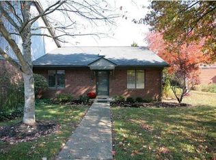 5522 Forest Lake Dr, Prospect, KY 40059