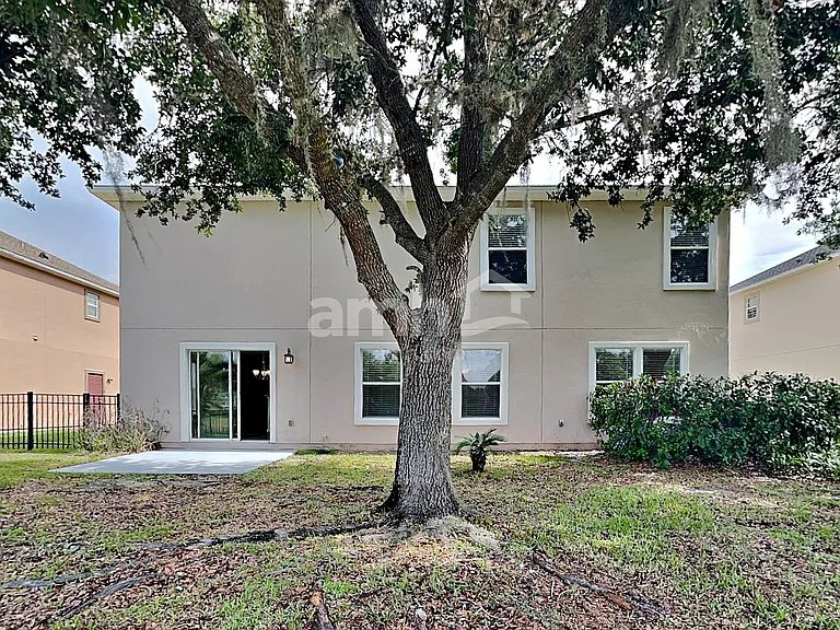 385 Bostwick Cir — Photo 20
