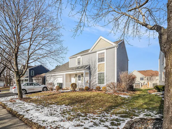 1279 Bison Trl, Carol Stream, IL 60188