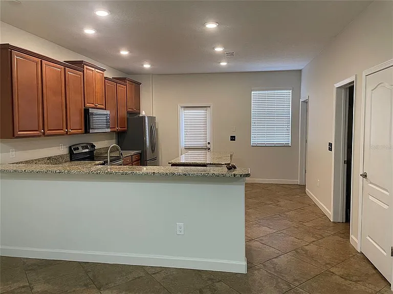 7283 Penkridge Ln — Photo 3