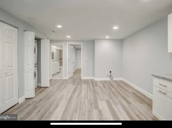 911 N Calvert St APT B, Baltimore, MD 21202